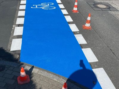 HD-Bodenmarkierung Radweg